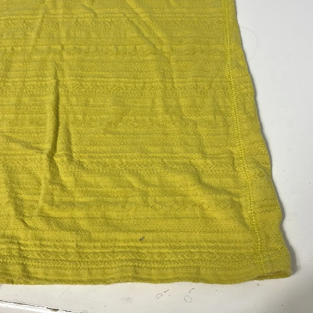 Faded Glory Large Must Have Yellow Textured sleeveless Tank Top